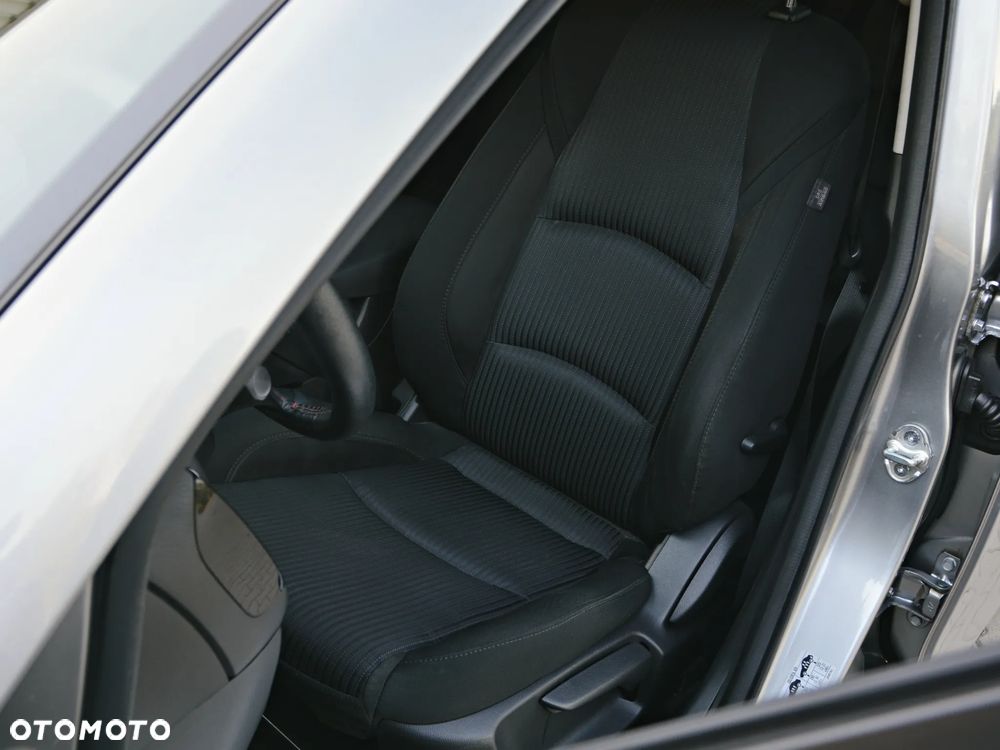 Mazda 3 2.0 Skyenergy EU6 - 12