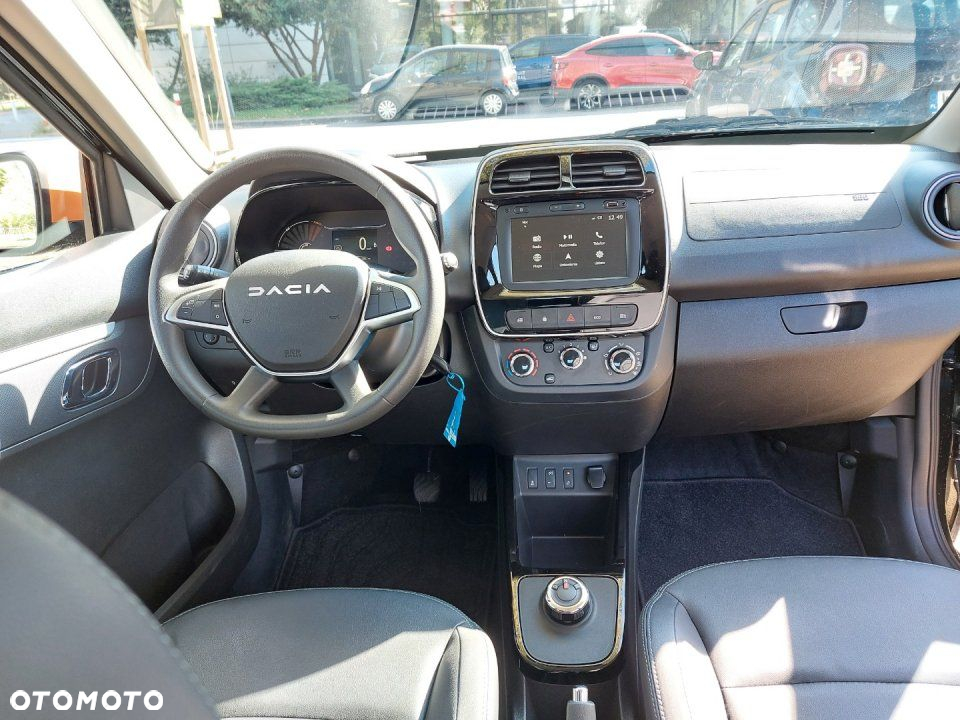 Dacia Spring - 11