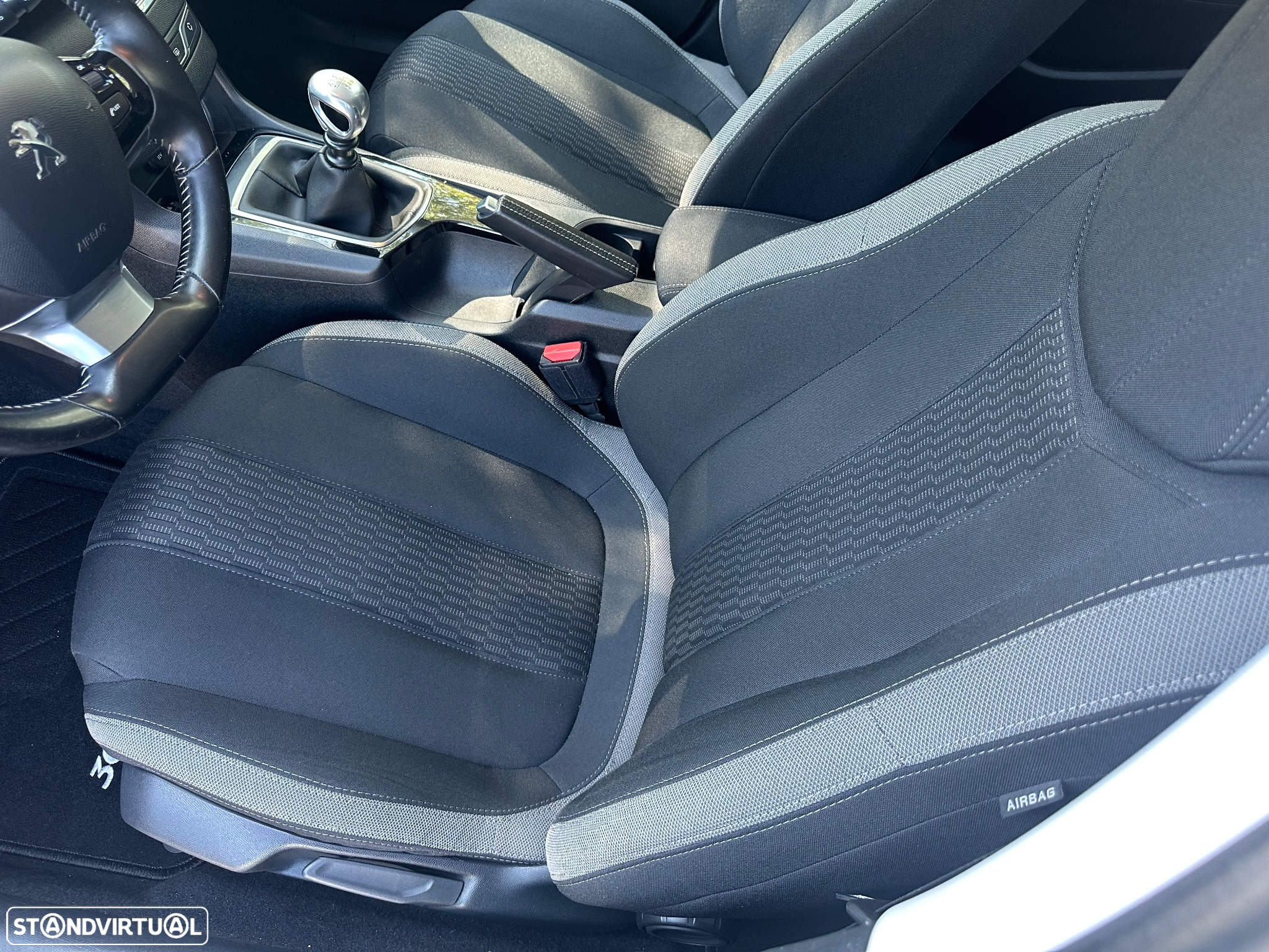 Peugeot 308 1.6 BlueHDi Style - 12