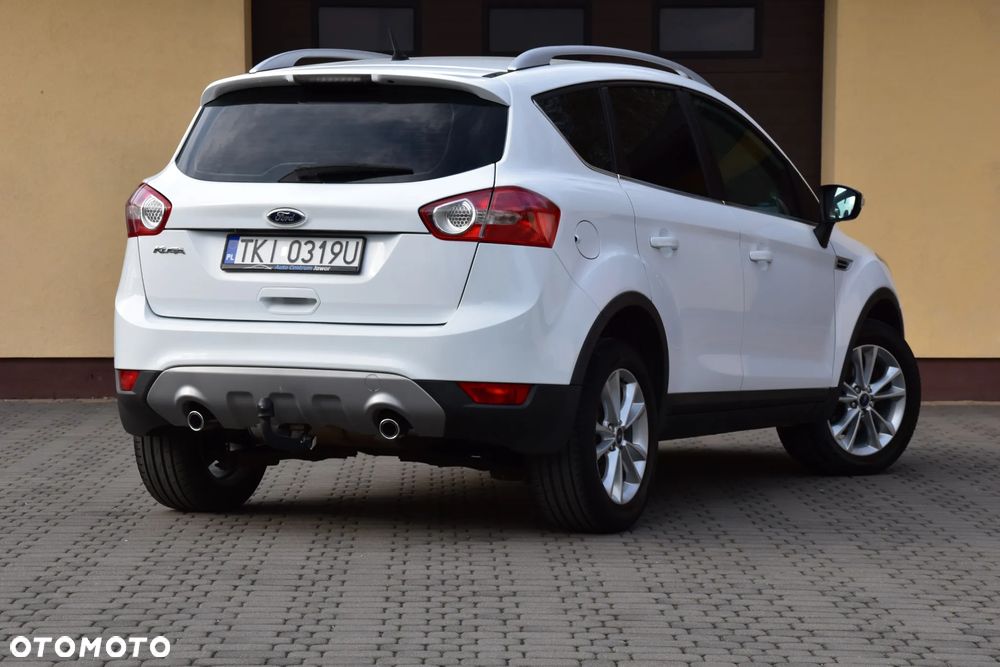 Ford Kuga 2.0 TDCi 4x4 Titanium - 6