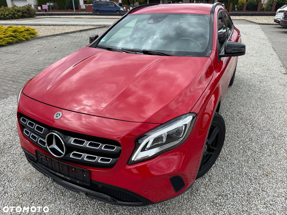 Mercedes-Benz GLA 180 Urban - 7