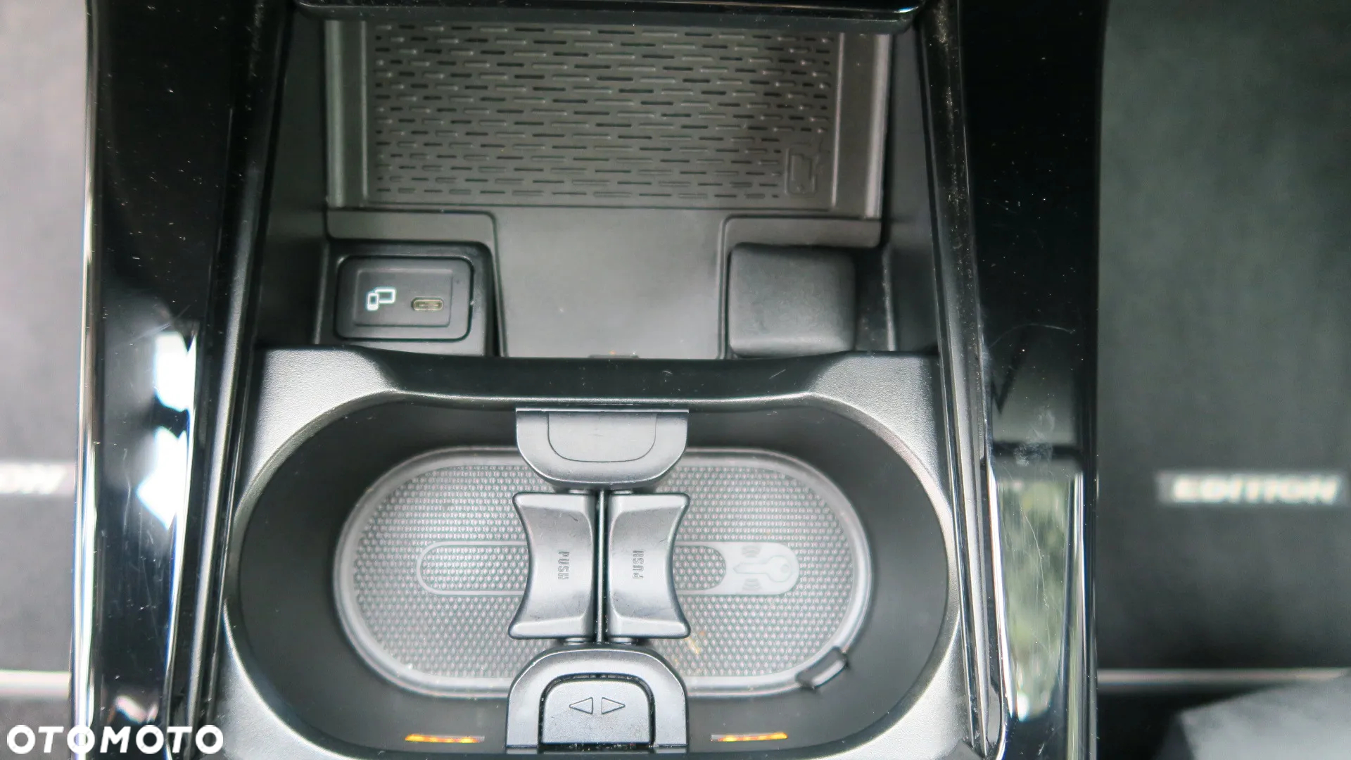 Mercedes-Benz Klasa A 180 7G-DCT Progressive Advanced - 29