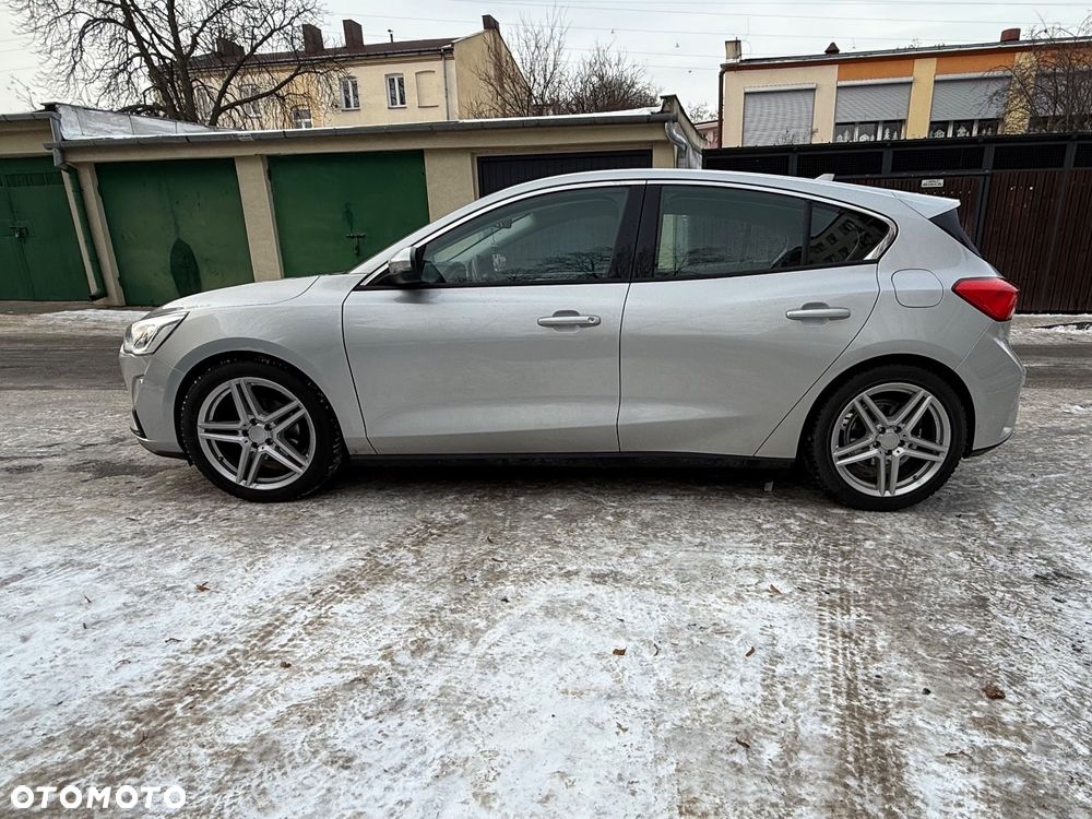 Ford Focus 1.5 TDCi SYNC Edition - 15
