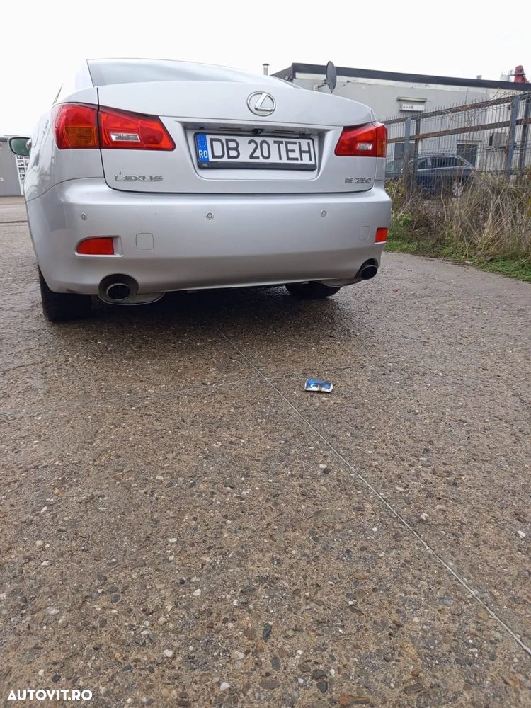 Lexus Seria IS 250 2.5 V6 Aut Luxury - 4