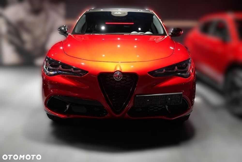 Alfa Romeo Stelvio 2.0 Turbo 16V AT8-Q4 Intensa - 2
