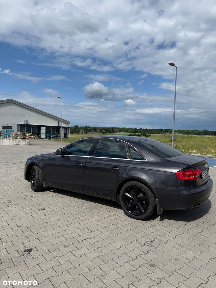 Audi A4 Limousine 2.0 TDI - 5
