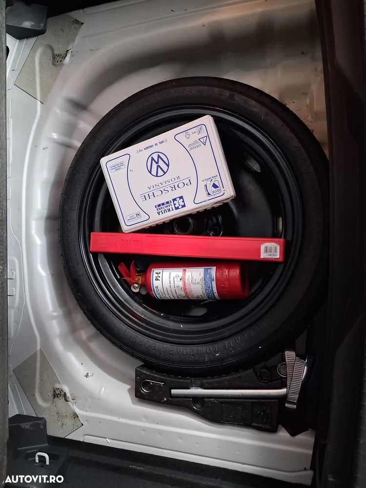 Volkswagen T-Roc 1.5 TSI DSG Style - 34