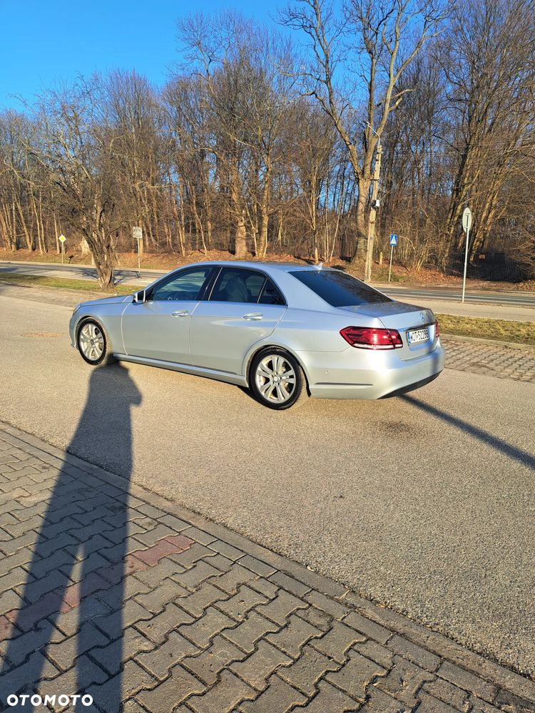 Mercedes-Benz Klasa E 200 BlueTEC 7G-TRONIC Elegance - 17