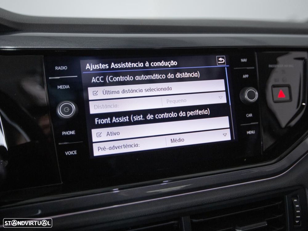 VW Polo 1.6 TDI Highline DSG - 31