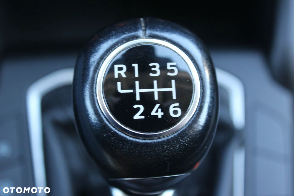 Ford Focus Turnier 1.5 EcoBlue Start-Stopp-System ACTIVE DESIGN - 22