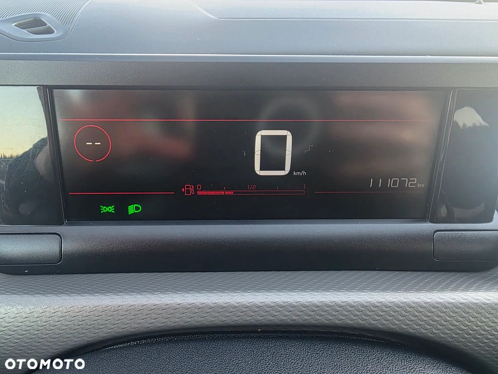Citroën C4 Cactus 1.2 PureTech Shine S&S - 29