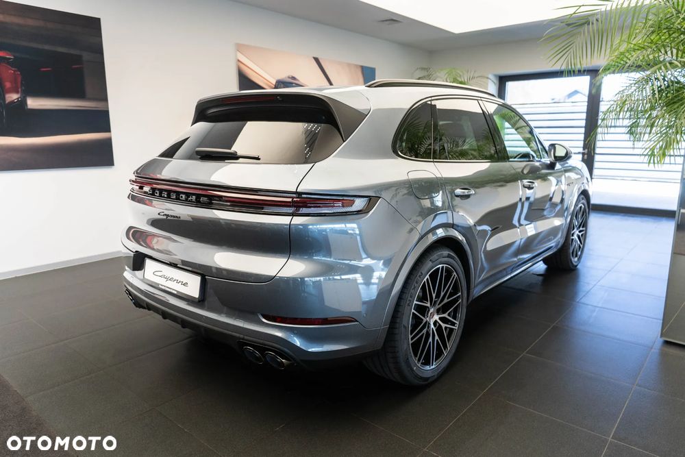 Porsche Cayenne E-Hybrid PHEV Black Edition - 3