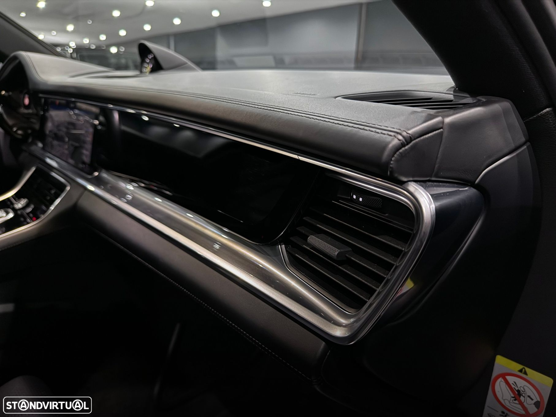 Porsche Panamera 4 E-Hybrid Executive - 24