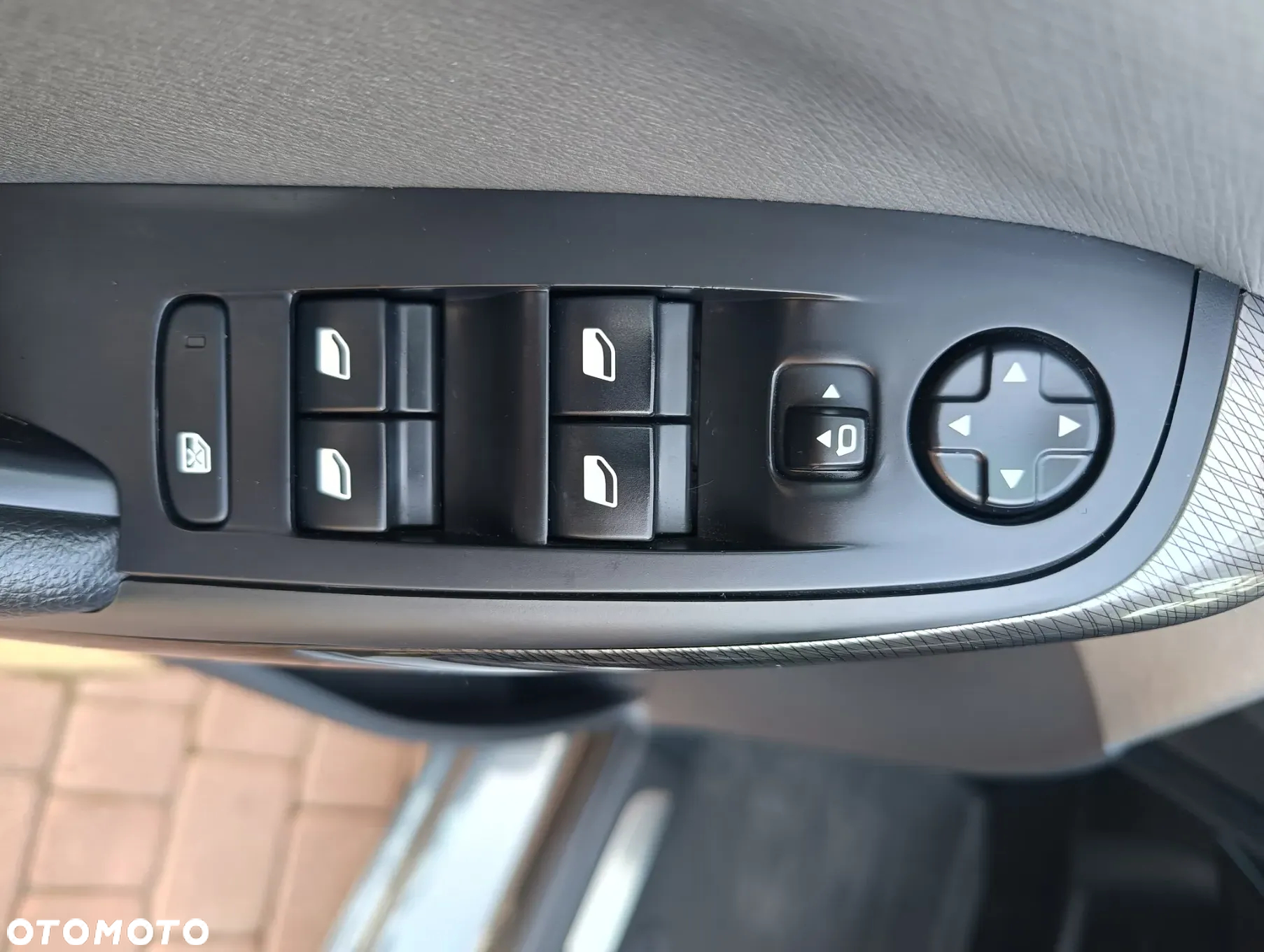 Citroën C4 Grand Picasso 1.6 THP Exclusive S&S EAT6 - 40
