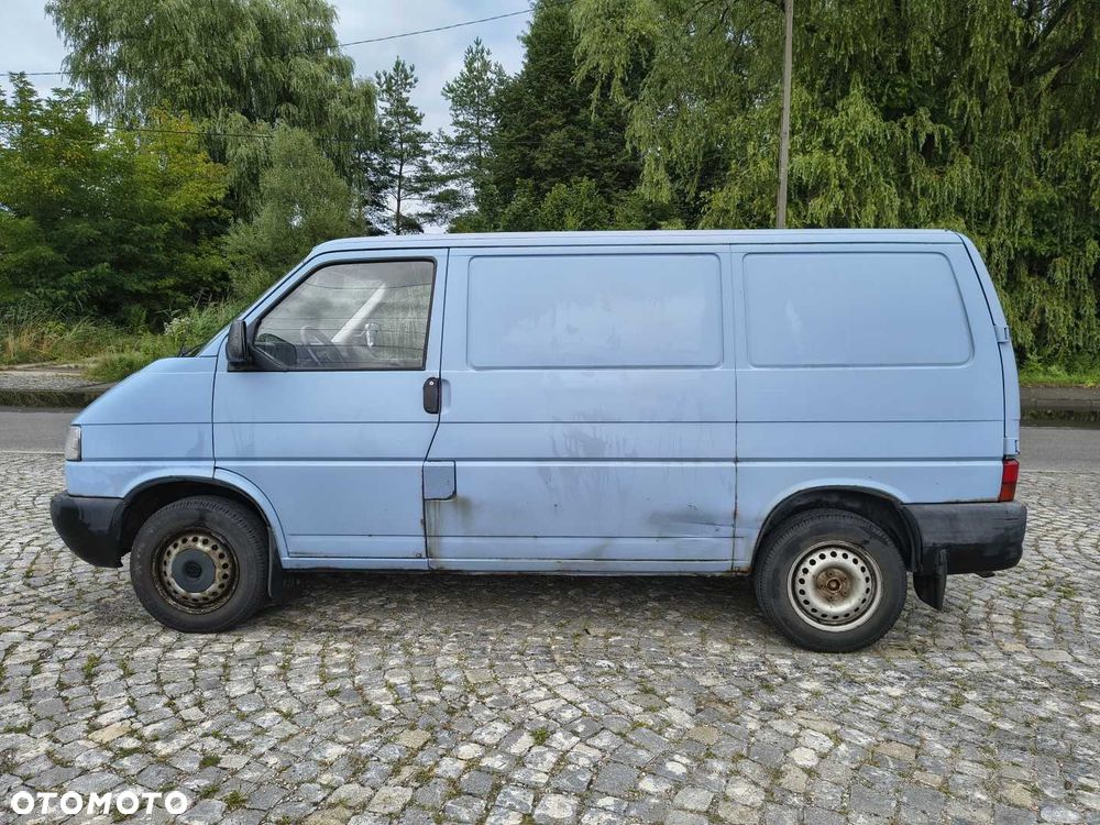 Volkswagen Transporter - 4
