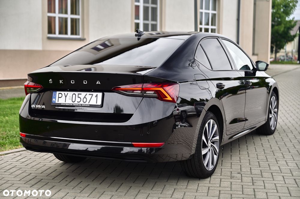 Skoda Octavia 2.0 TDI Ambition DSG - 14