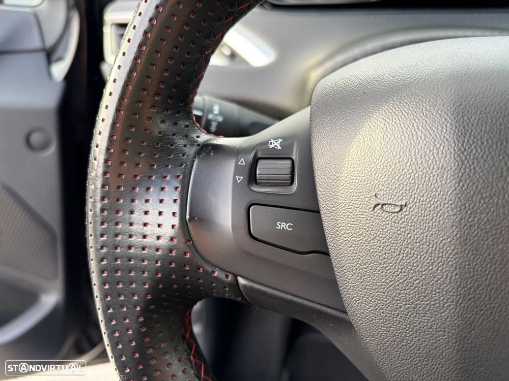Peugeot 208 - 28