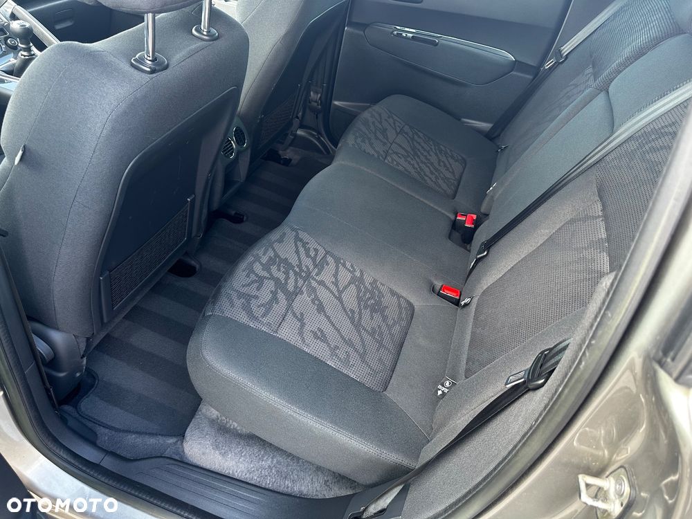 Peugeot 3008 1.6 THP Style - 12