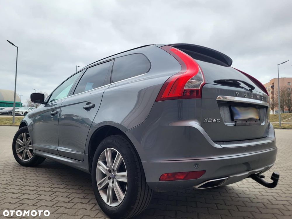 Volvo XC 60 D4 Geartronic Momentum - 21