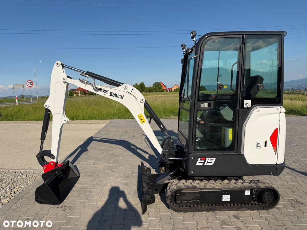 Bobcat E19 - 11