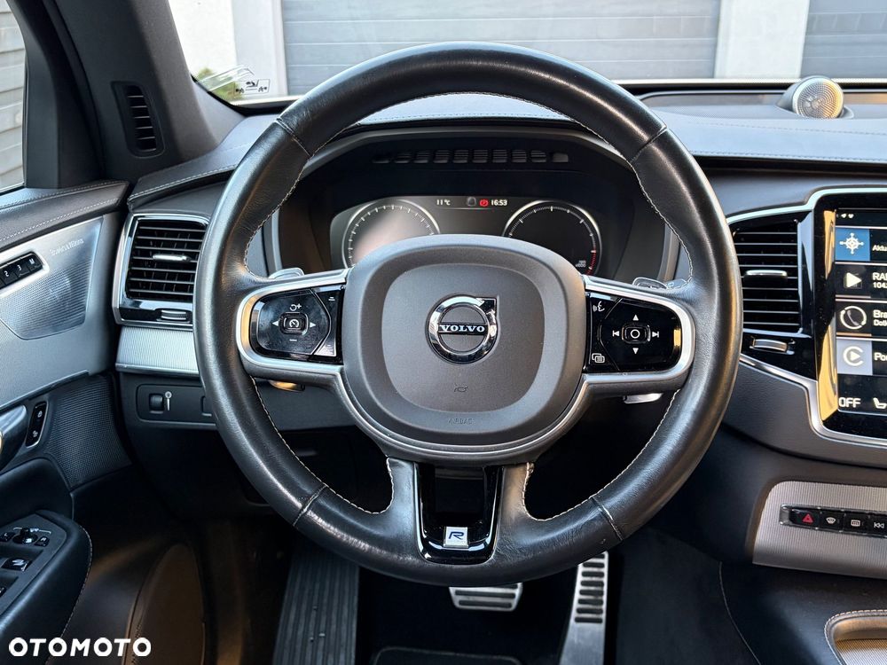 Volvo XC 90 - 26