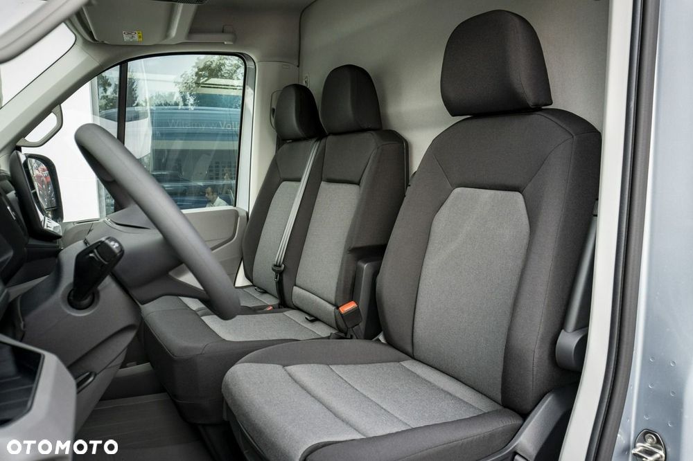 Volkswagen Crafter - 12