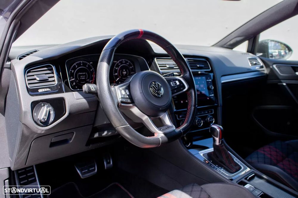 VW Golf 2.0 TSI GTi TCR DSG - 14