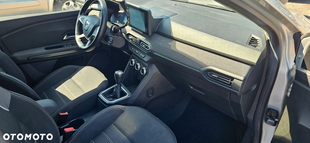 Dacia Jogger 1.0 TCe Extreme 7os - 9