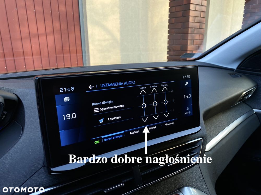 Peugeot 3008 1.2 PureTech Allure Pack S&S EAT8 - 24