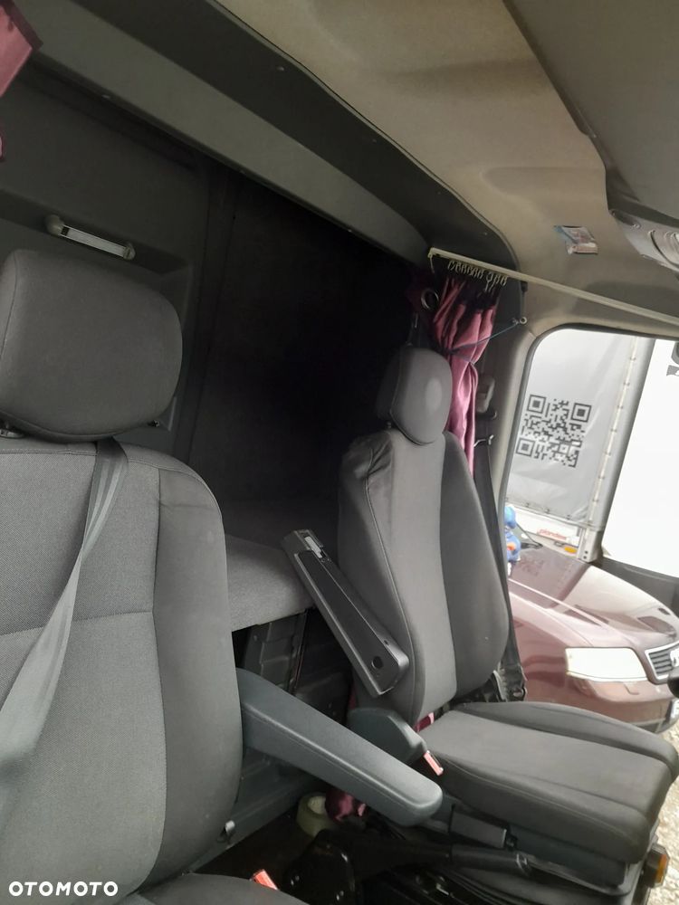 Renault Master III - 8