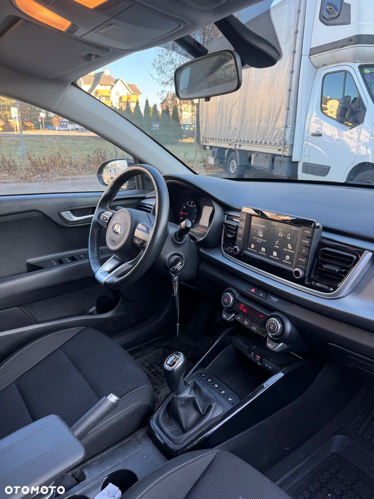 Kia Rio 1.0 T-GDI 100 Dream-Team Edition - 16