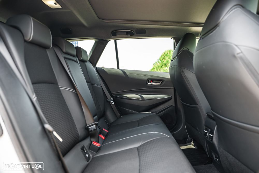 Toyota Corolla Touring Sports - 7