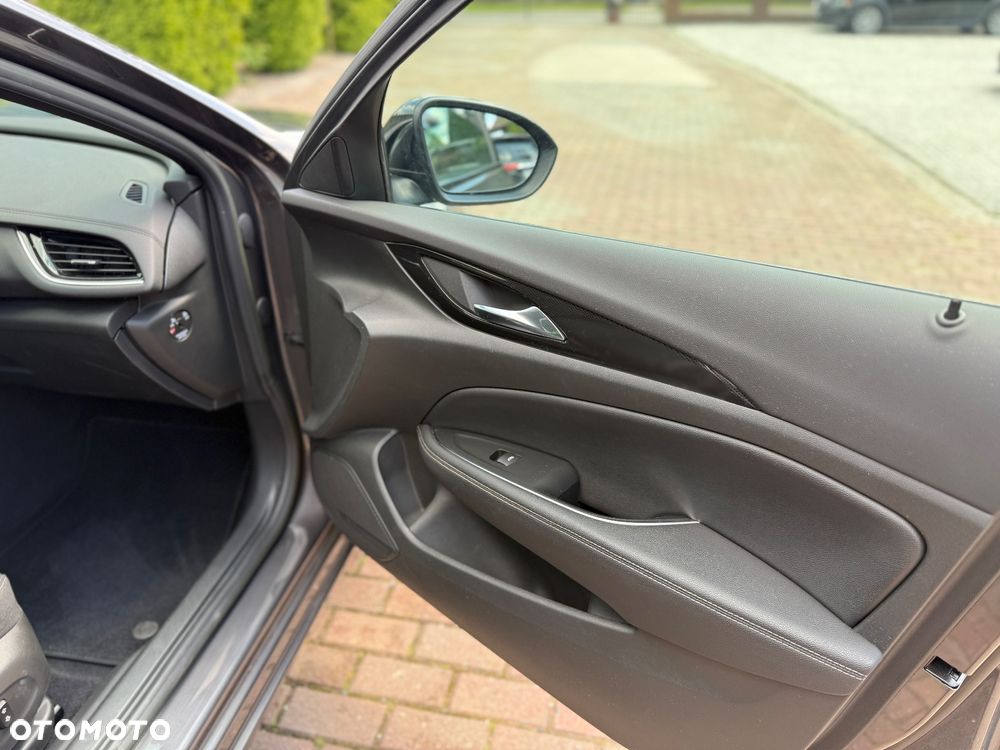 Opel Insignia 2.0 T Business Edition S&S - 29