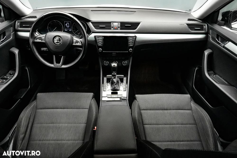 Skoda Superb 2.0 TDI DSG Style - 7