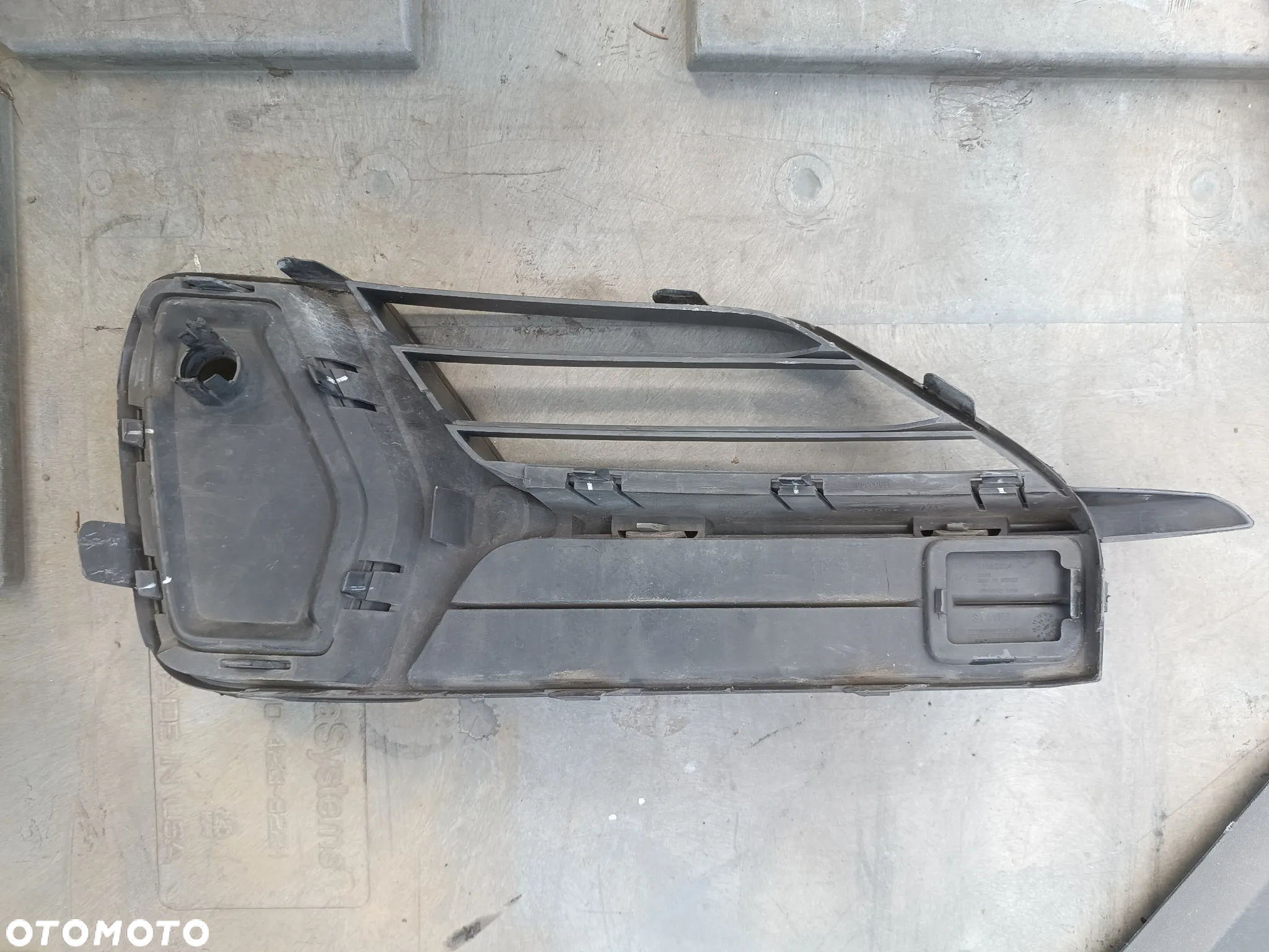 kratka atrapa zderzaka xc60 volvo - 2