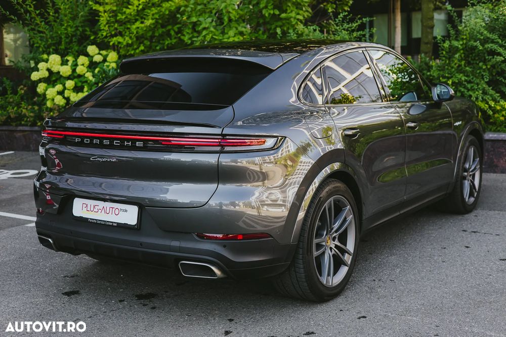 Porsche Cayenne Coupe E-Hybrid - 13