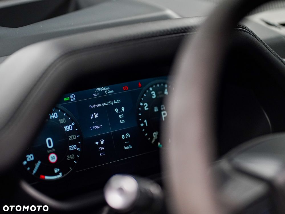 Land Rover Defender 5.0 P525 V8 - 26