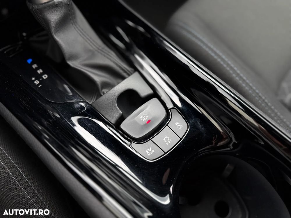 Toyota C-HR 2.0 HSD 184 CP 4x2 CVT C-ult Style - 21