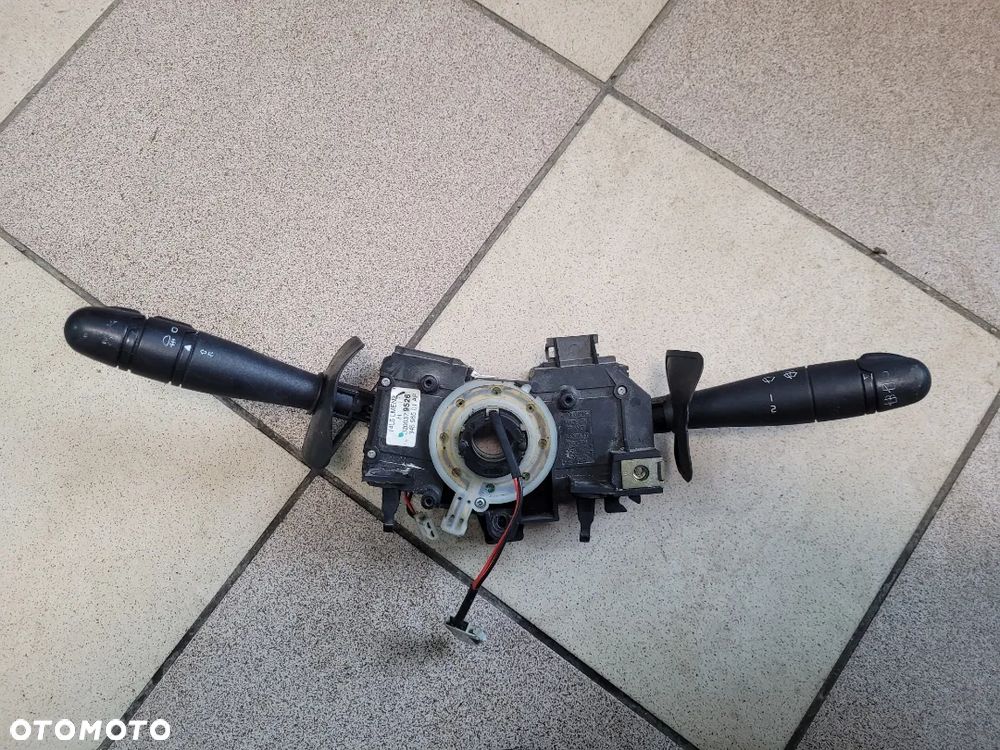 Manetki przełącznik zespolony Renault Kangoo I Lift 1,5 DCI 2006r - 1