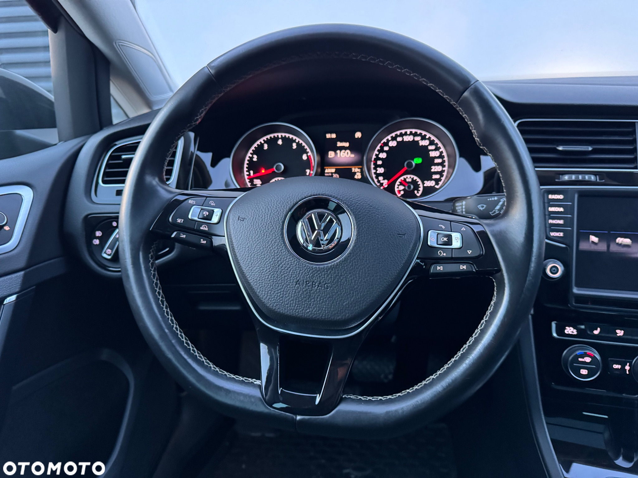 Volkswagen Golf VII 1.4 TSI BMT Highline DSG - 10