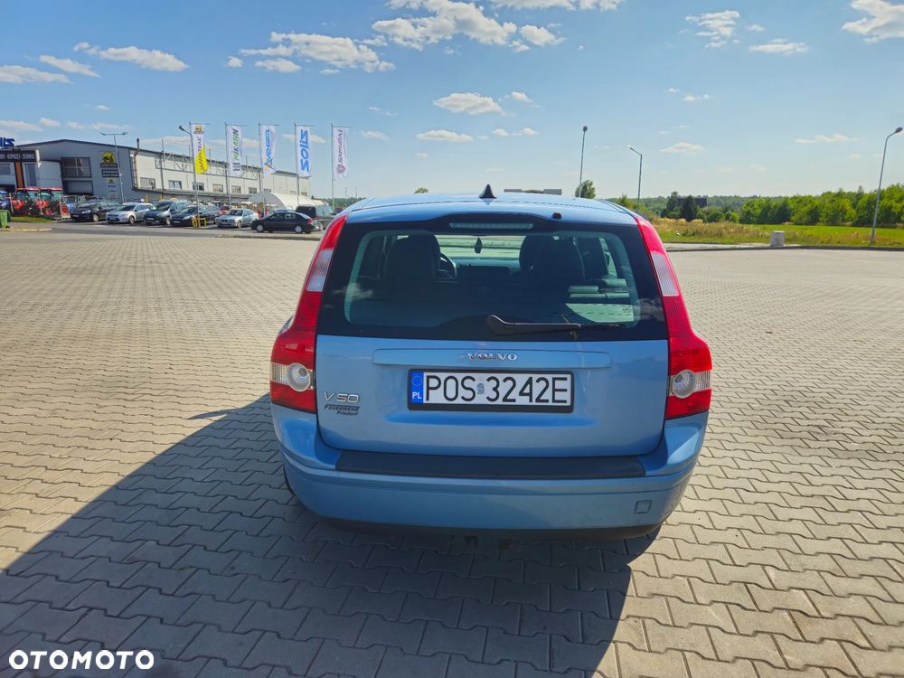 Volvo V50 1.6D Momentum - 11