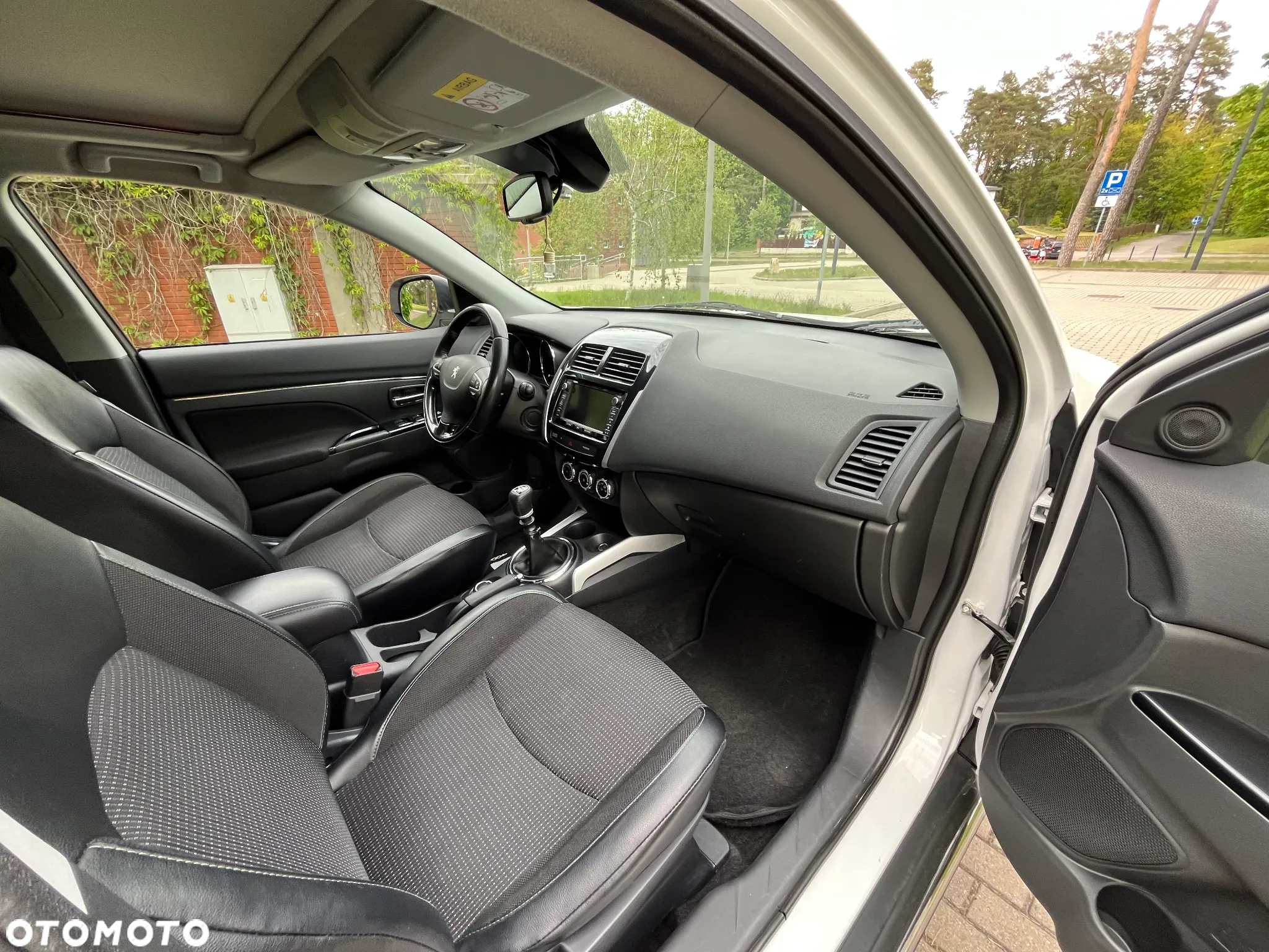 Peugeot 4008 HDI FAP 115 Stop & Start Allure - 23