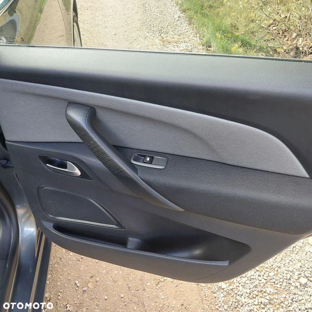 Citroën C4 Picasso - 10