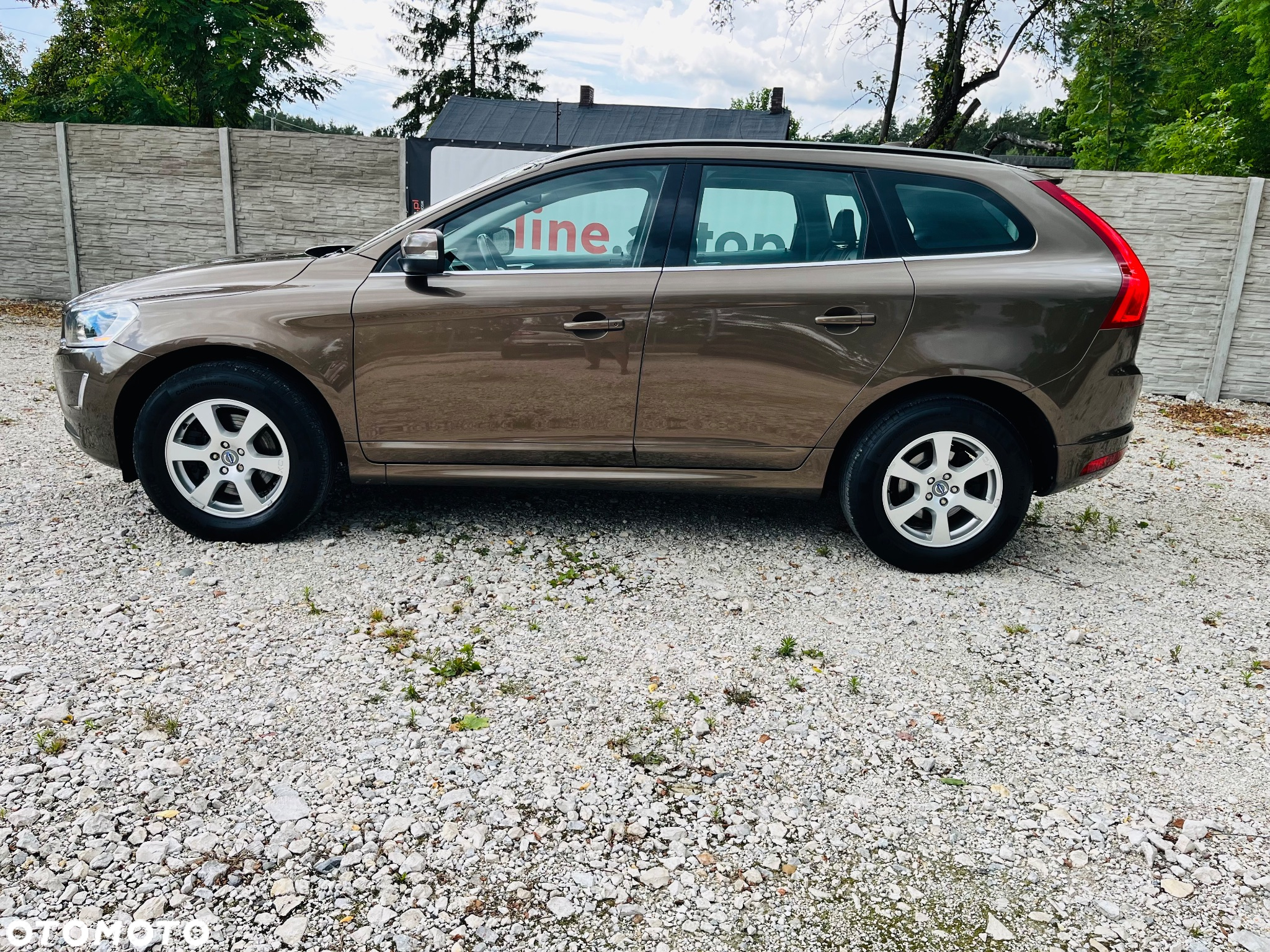 Volvo XC 60 D4 Momentum - 9