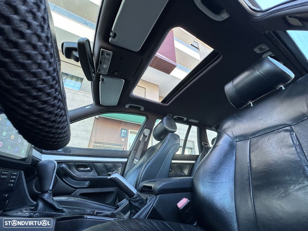 BMW 530 dA Touring - 16