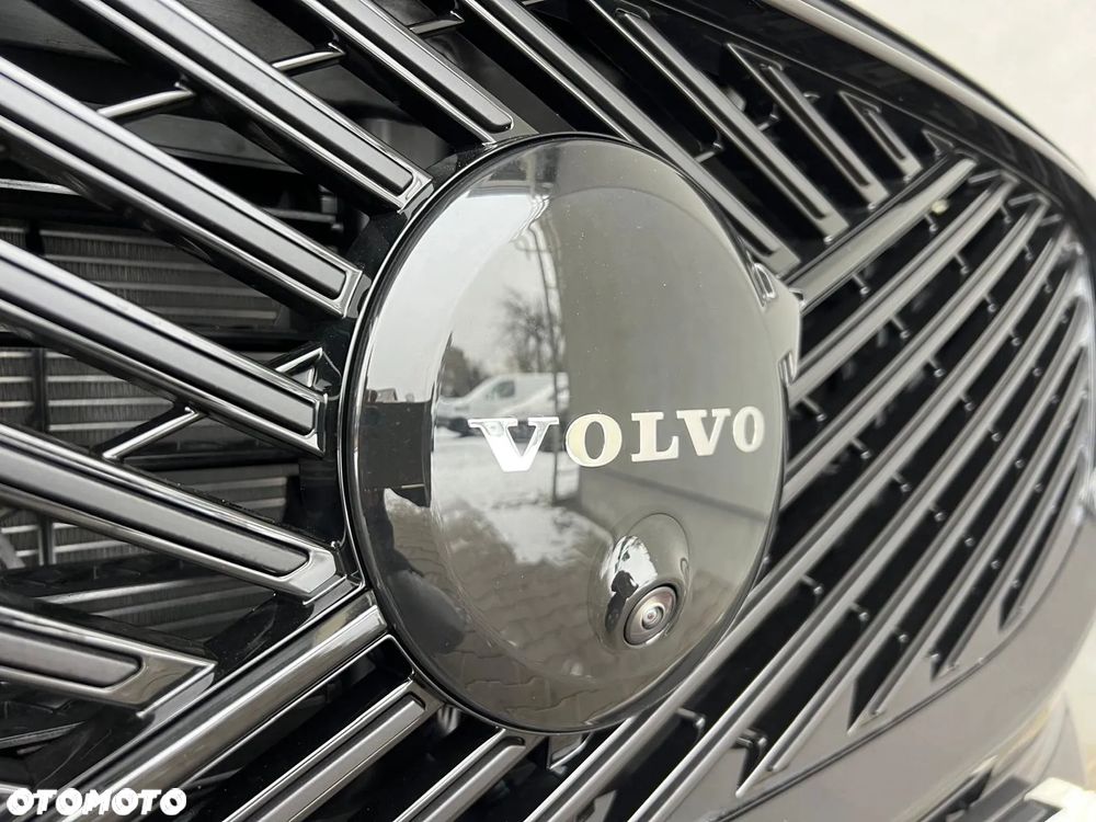 Volvo XC 60 T8 Plug-In Hybrid AWD Plus Black Edition - 31