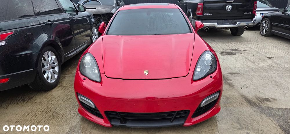 Porsche Panamera - 3