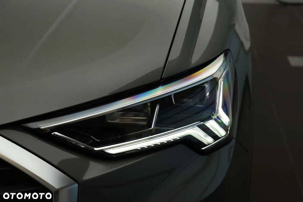 Audi Q3 35 TFSI S tronic - 12