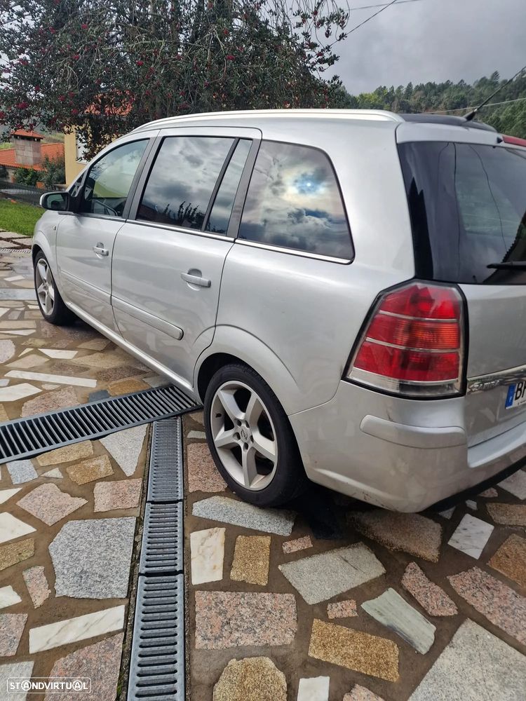 Opel Zafira 1.9 CDTI Cosmo - 5