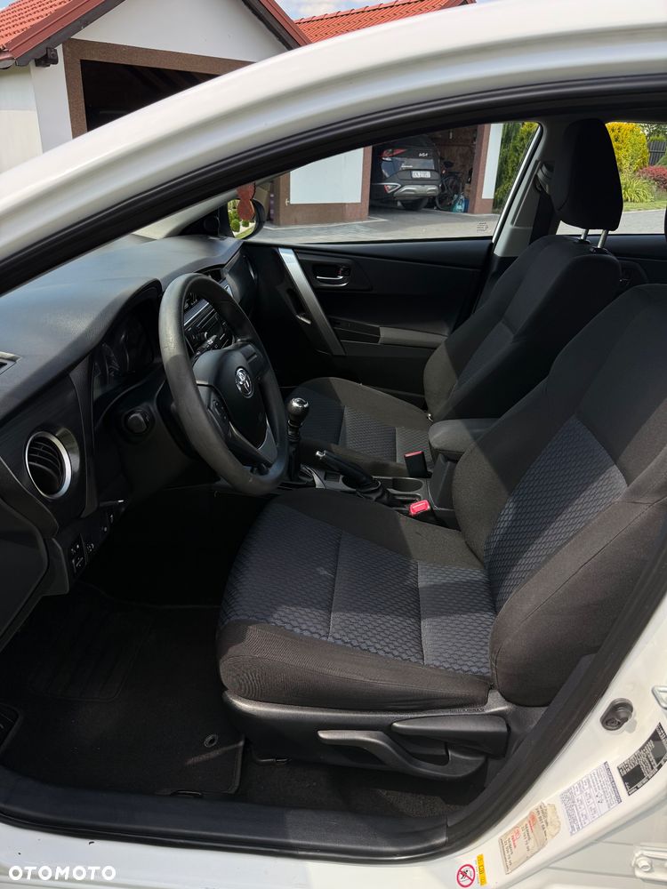 Toyota Auris 1.4 D-4D Active - 13